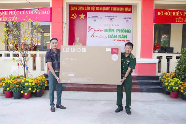 Hoa hậu Nhân ái Nguyễn Ngọc Hiếu đồng hành cùng Chương trình “Xuân Biên phòng ấm lòng dân bản” năm 2026 tại xã Vĩnh Điều