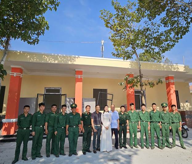 Hoa hậu Nhân ái Nguyễn Ngọc Hiếu đồng hành cùng Chương trình “Xuân Biên phòng ấm lòng dân bản” năm 2026 tại xã Vĩnh Điều