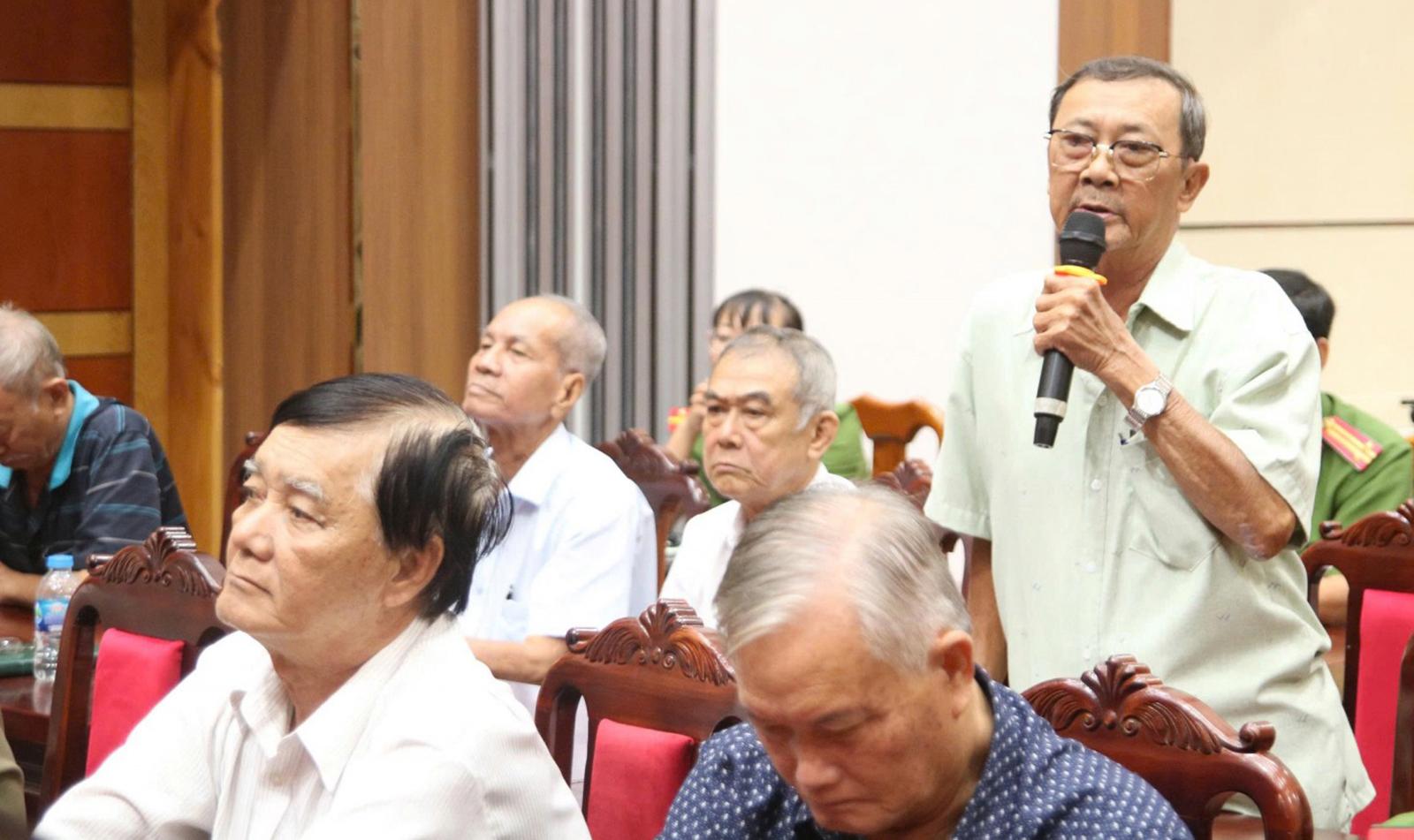 Người nhân tham gia ý kiến