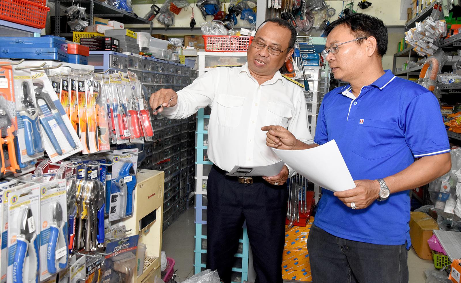 Ra quân “60 ngày cao điểm chuyển đổi mô hình từ thuế khoán sang kê khai đối với hộ kinh doanh”