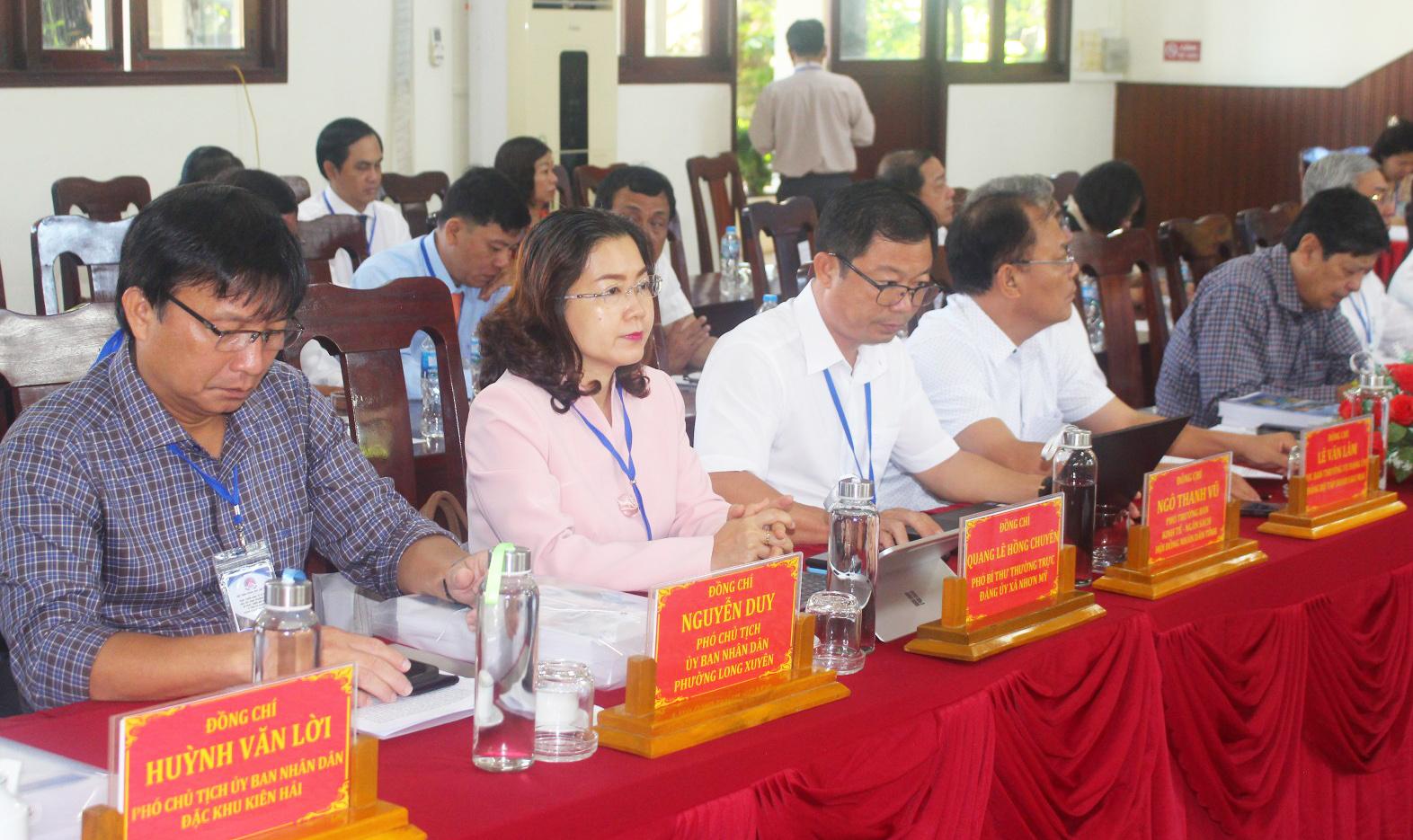 Trường Chính trị Tôn Đức Thắng tổ chức hội thảo khoa học về phát triển kinh tế tư nhân gắn với tăng trưởng xanh