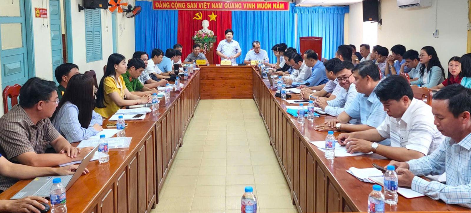 Kiểm tra công tác chuẩn bị bầu cử tại các xã Thạnh Mỹ Tây, Vĩnh Thạnh Trung