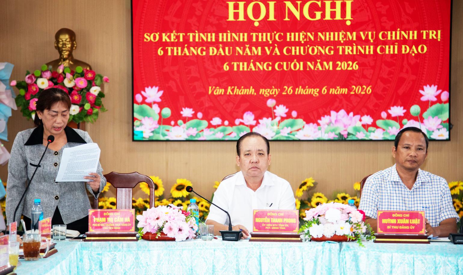 Đẩy mạnh cải cách hành chính, tạo chuyển biến rõ nét trong thực hiện các mục tiêu phát triển kinh tế - xã hội