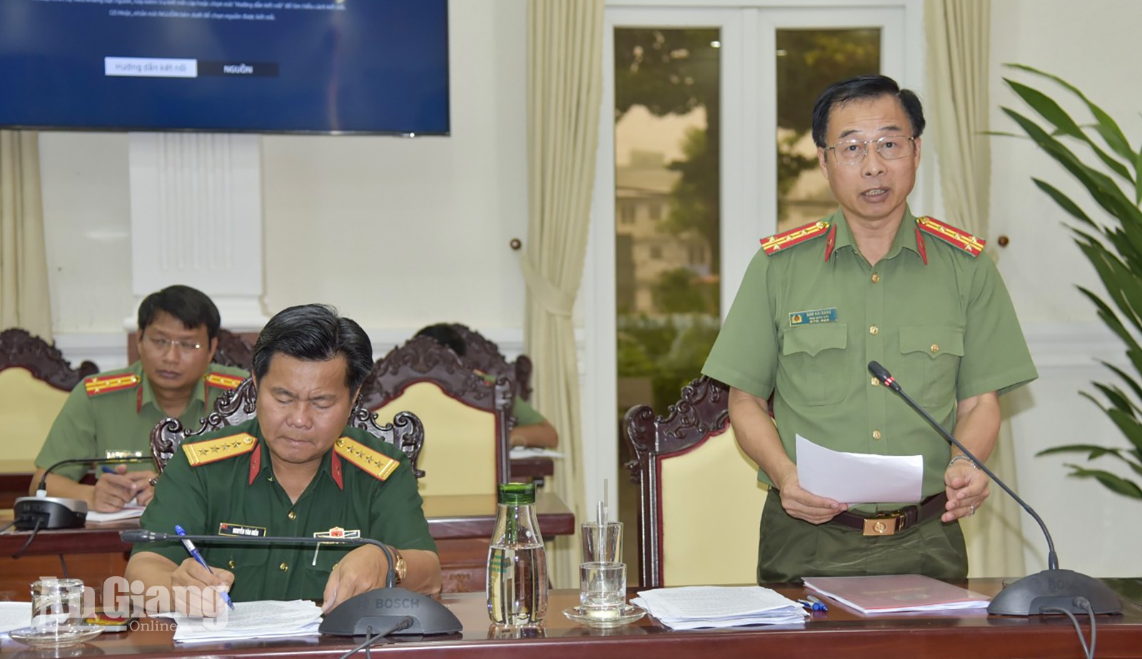 Chủ tịch UBND tỉnh An Giang yêu cầu chủ động phòng ngừa nguy cơ khủng bố từ sớm, từ xa