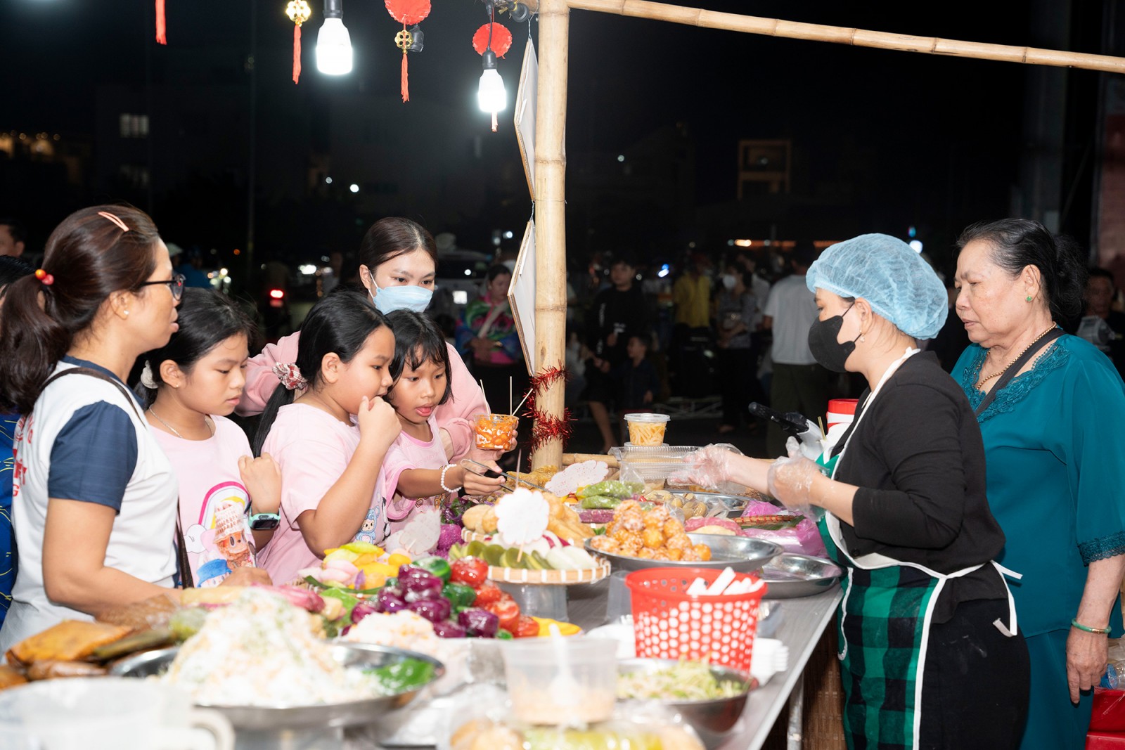 Khai mạc Ngày hội Bánh dân gian Nam Bộ - An Giang