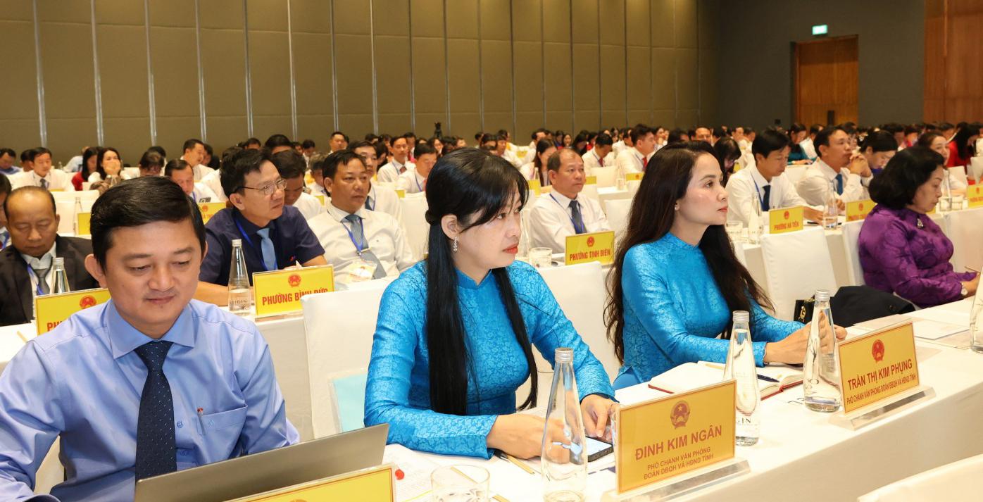 HĐND đổi mới mạnh mẽ tư duy nghị trường và chất lượng quyết nghị