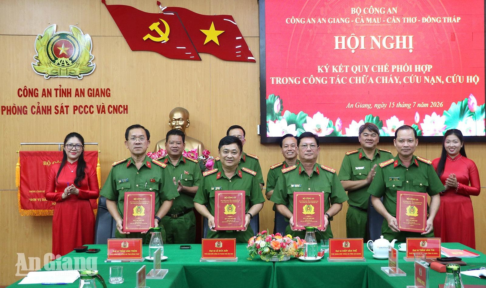 An Giang ký kết phối hợp phòng cháy, chữa cháy liên vùng