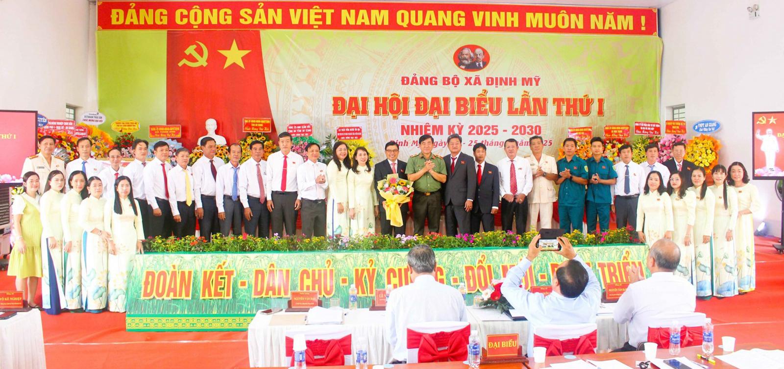 Định Mỹ phấn đấu hoàn thành tiêu chí xã nông thôn mới kiểu mẫu