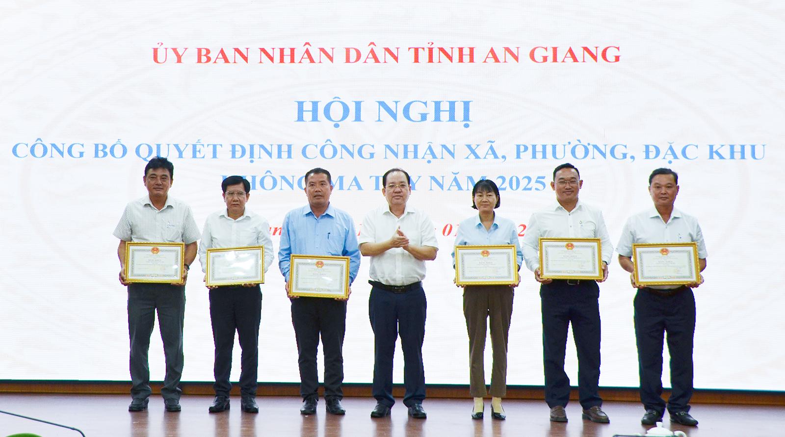 UBND tỉnh An Giang công nhận 27 xã, đặc khu không ma túy năm 2025