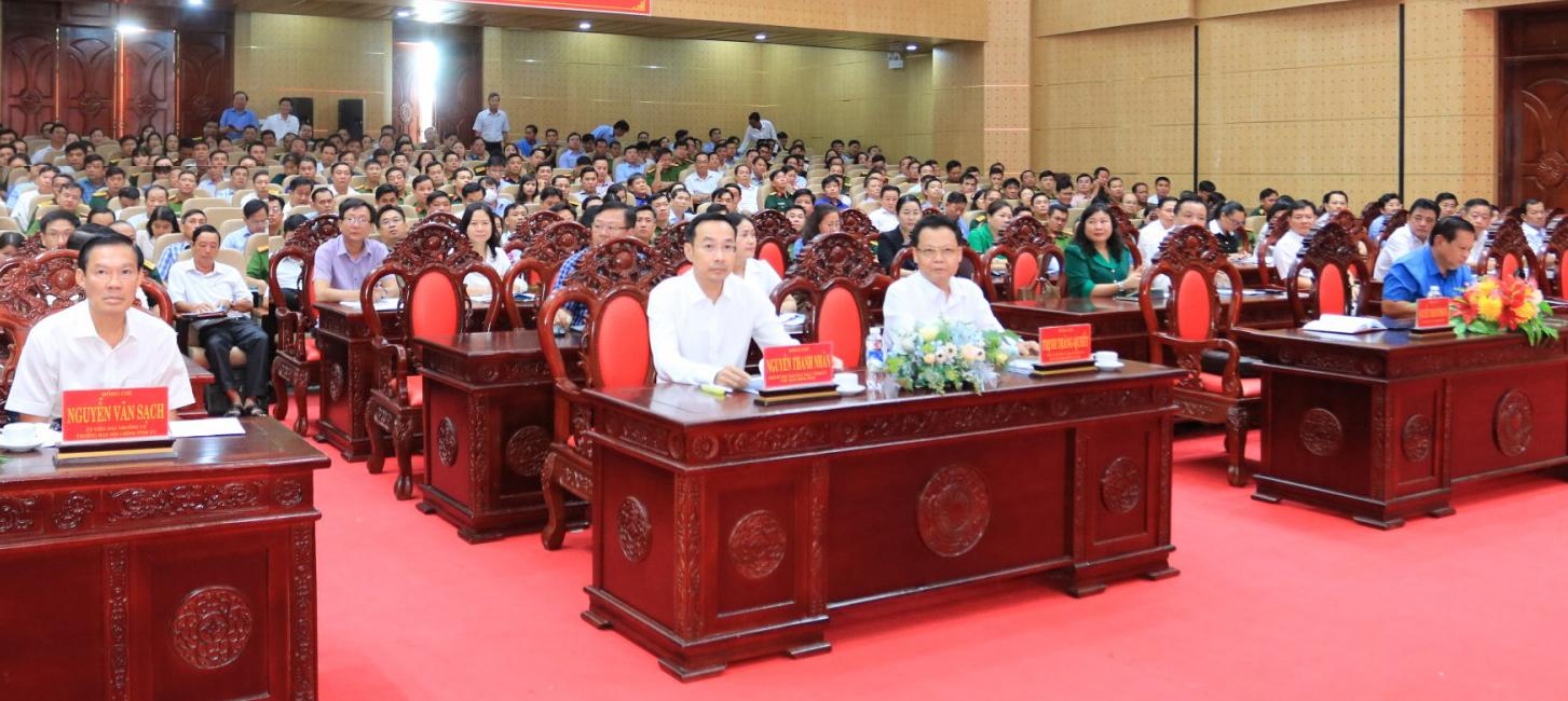 Đại biểu tham dự hội nghị