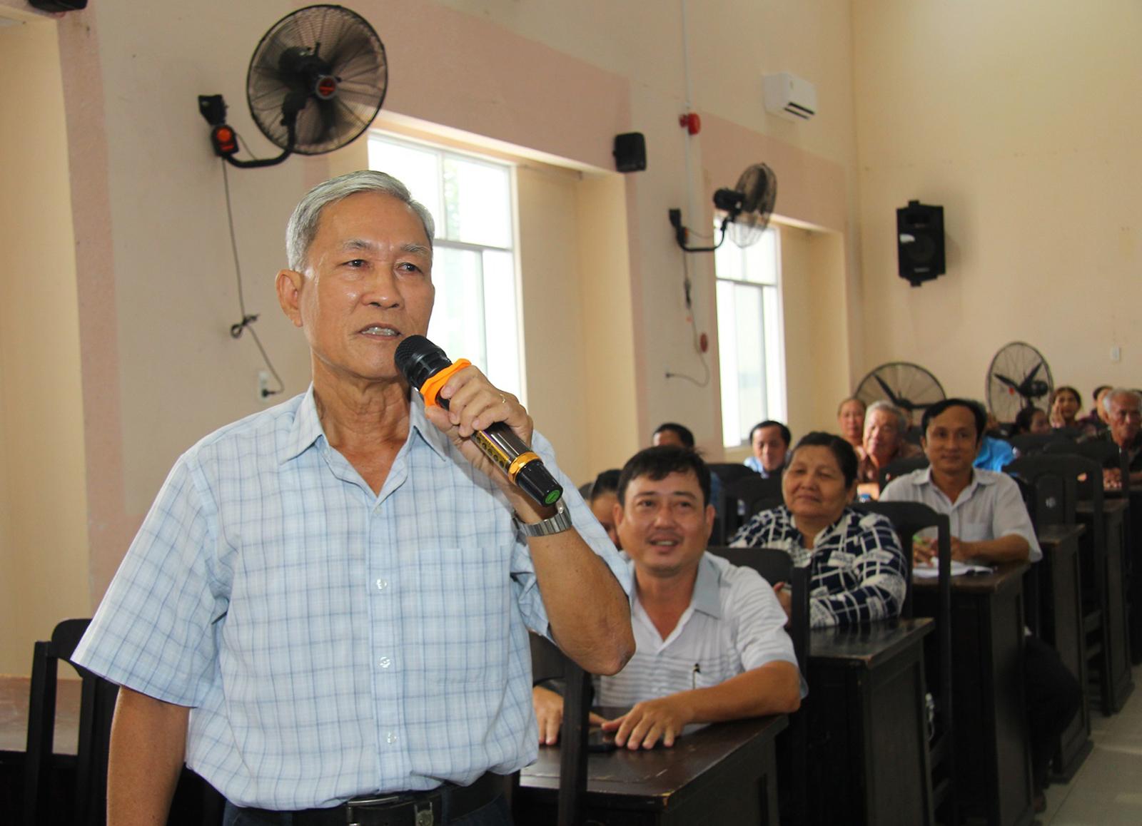 Ứng cử viên đại biểu Quốc hội tiếp xúc cử tri các xã: Vĩnh Xương, Tân An và Châu Phong