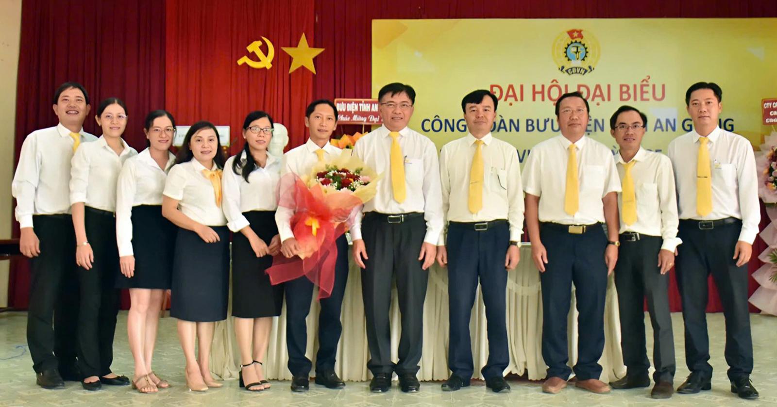 Đại hội đại biểu Công đoàn Bưu điện tỉnh An Giang lần thứ VI