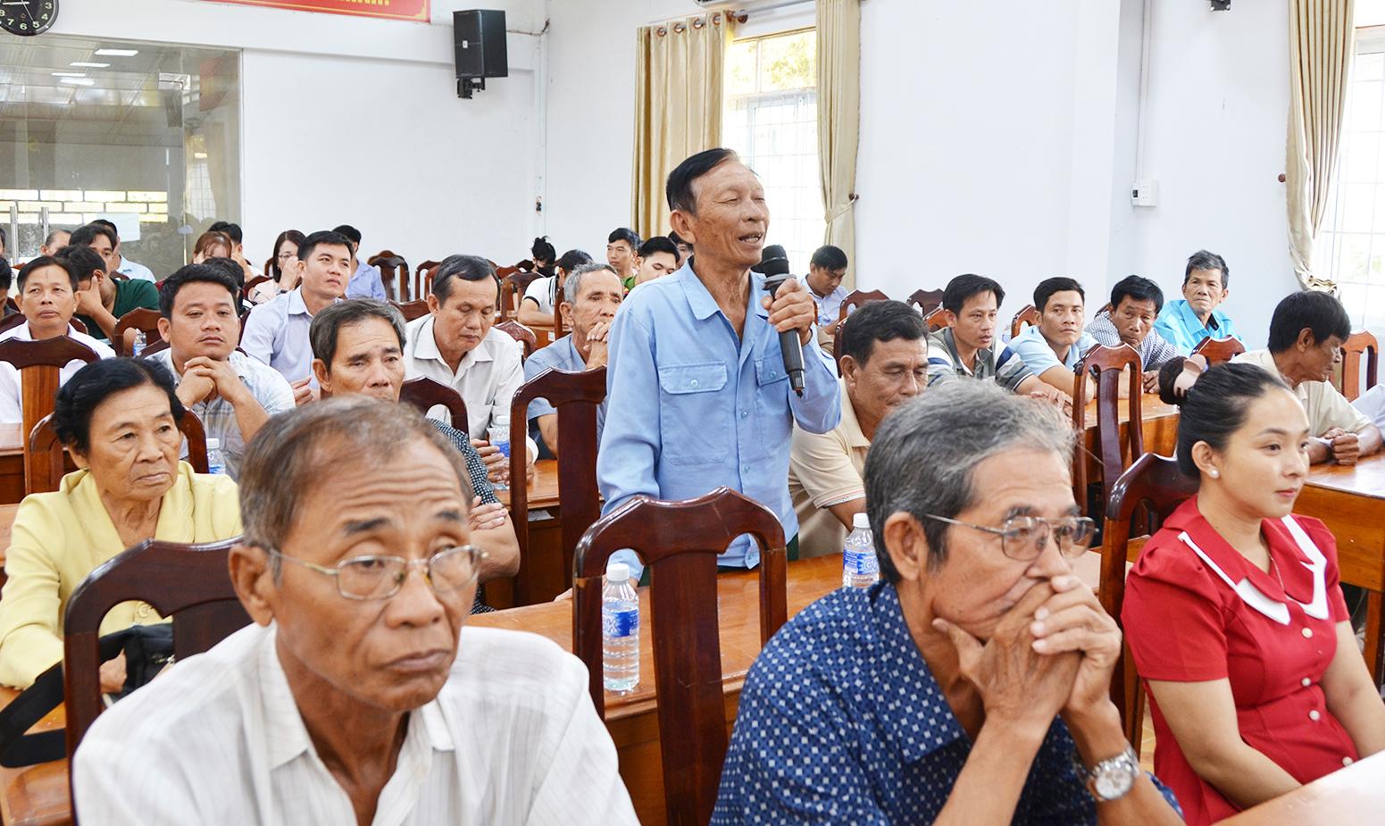 Ứng cử viên đại biểu Quốc hội tiếp xúc cử tri các xã Phú Hữu, Nhơn Hội và An Phú