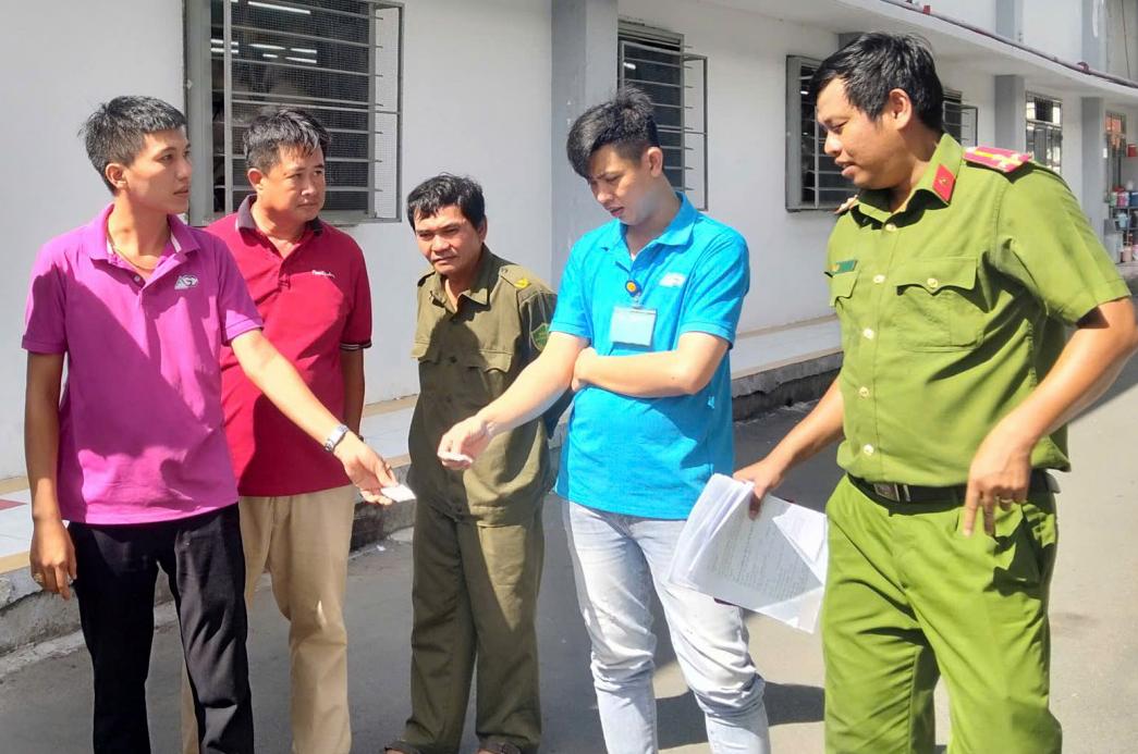 Công an phường Long Xuyên test ma túy đối với người lao động tại công ty, doanh nghiệp Kiểm tra mẫu test người lao động Công ty cổ phần May Xuất khẩu An Giang