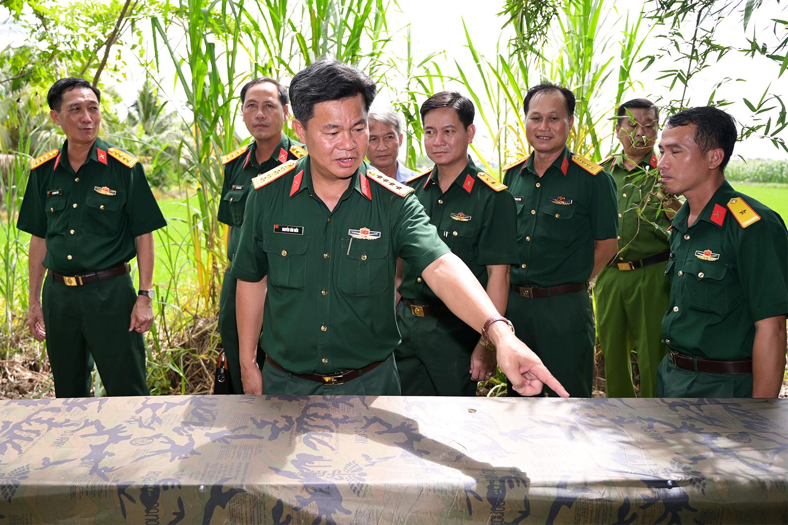 Kiểm tra công tác chuẩn bị diễn tập tác chiến xã Tân Hiệp trong khu vực phòng thủ năm 2026