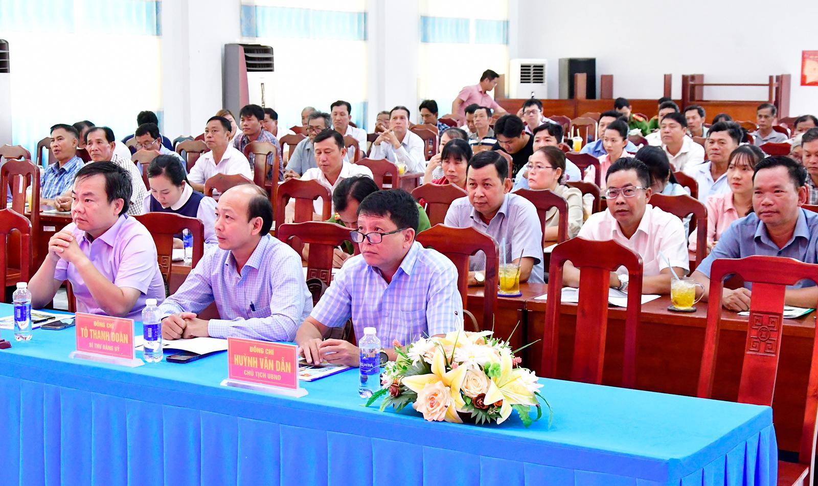 Ứng cử viên đại biểu Quốc hội tiếp xúc cử tri 2 xã An Biên và Tây Yên