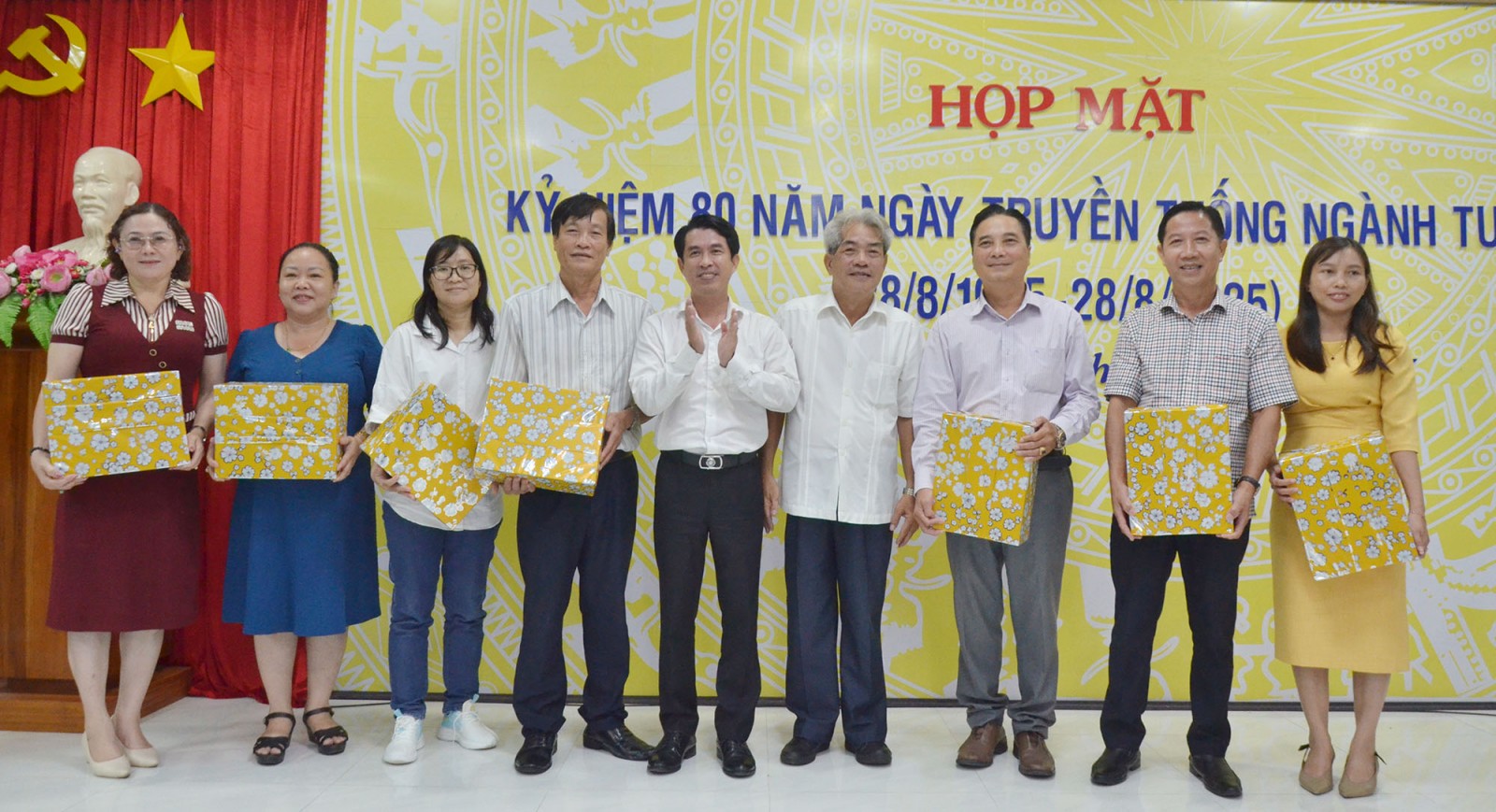 Họp mặt kỷ niệm 80 năm Ngày truyền thống ngành tư pháp