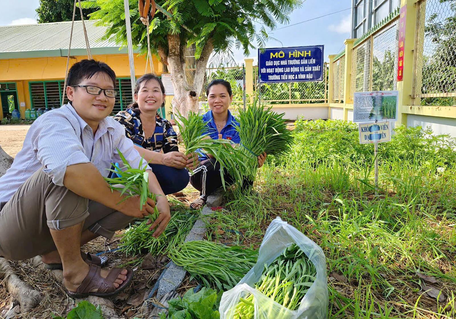 Gieo mầm nhân cách, vun trồng tương lai