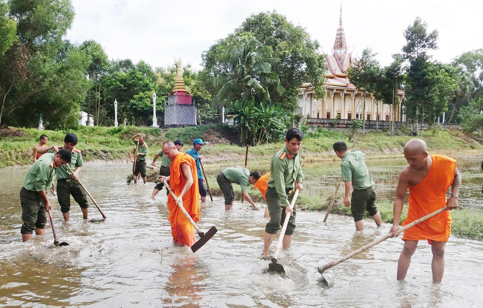 Công an An Giang vì bình yên, hạnh phúc Nhân dân