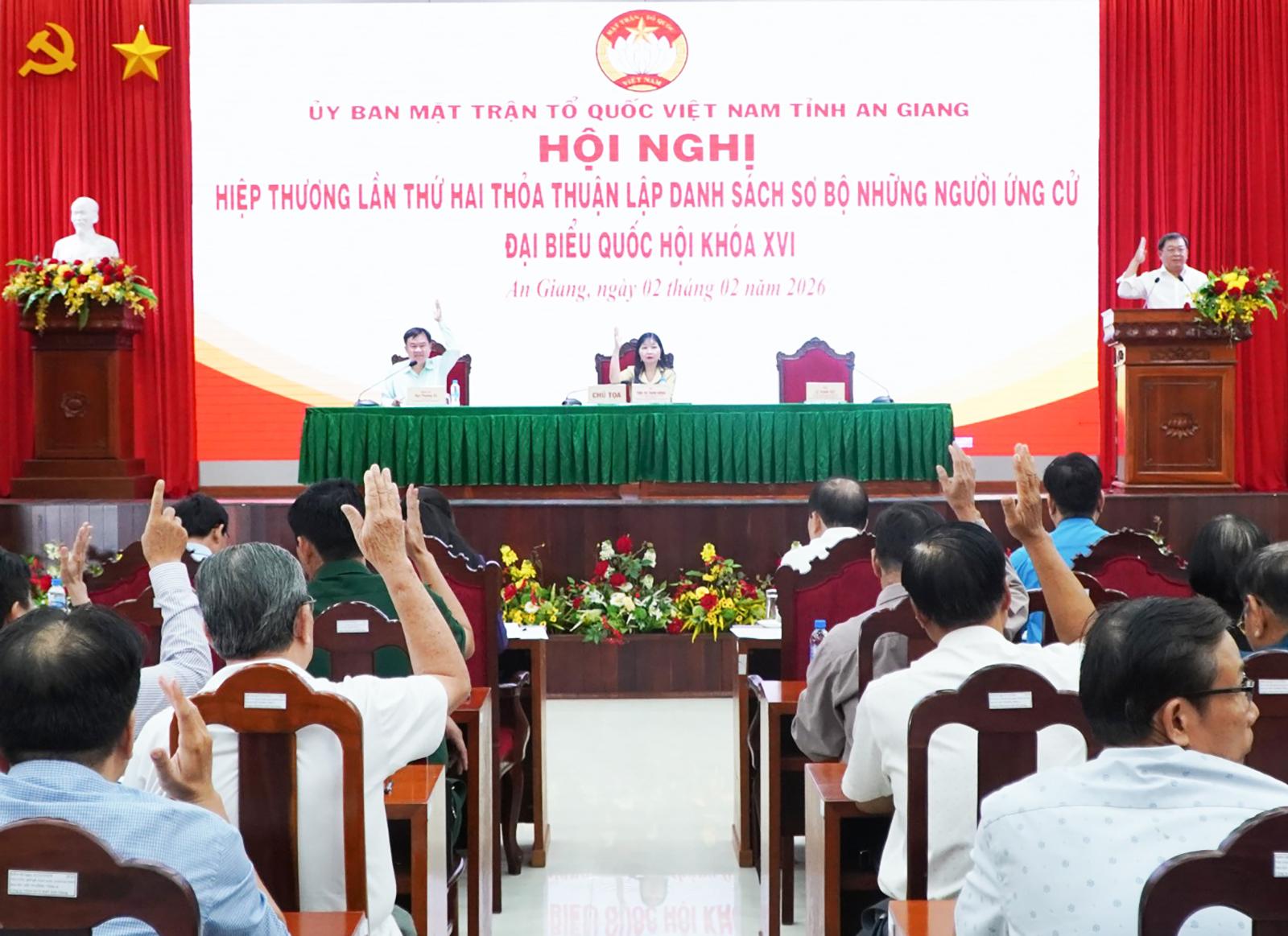 An Giang: Hiệp thương lần thứ hai thỏa thuận lập danh sách sơ bộ những người ứng cử đại biểu Quốc hội và HĐND tỉnh