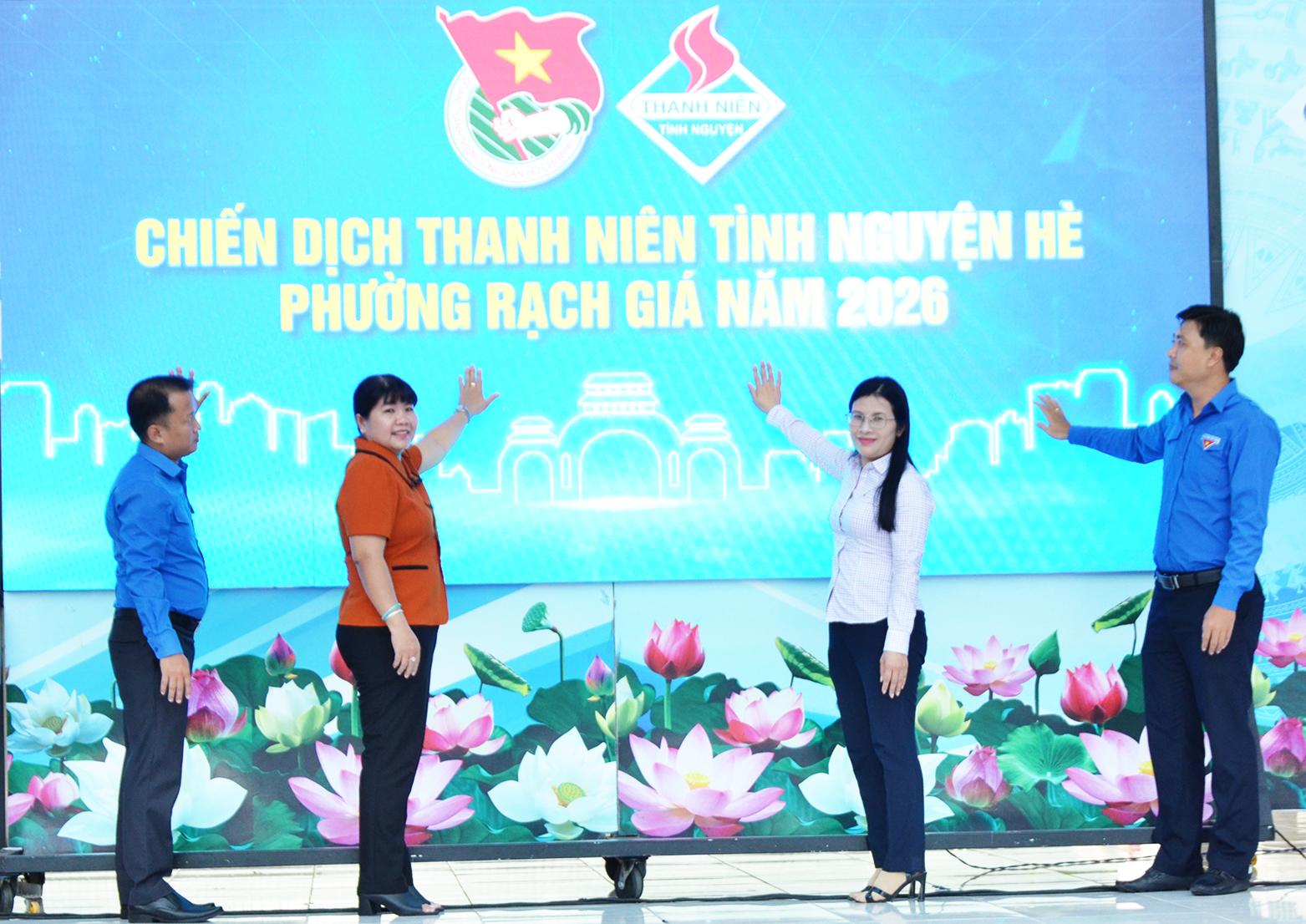 Đoàn phường Rạch Giá ra quân Chiến dịch