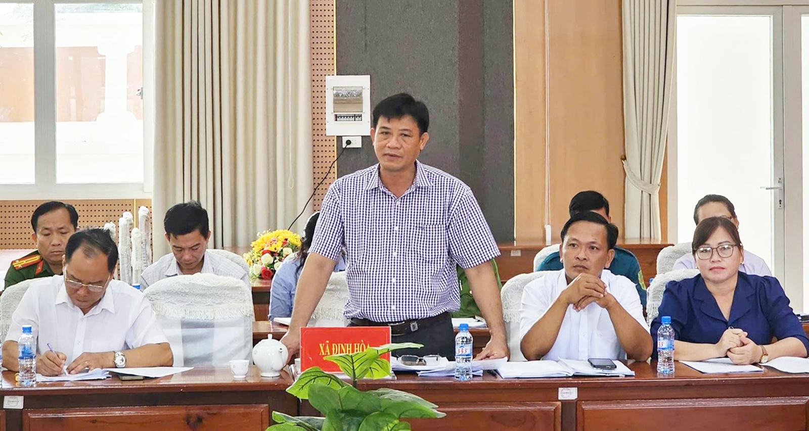 Trưởng Ban Tuyên giáo và Dân vận Tỉnh ủy An Giang Tống Phước Trường làm việc với 4 xã về công tác chuẩn bị đại hội