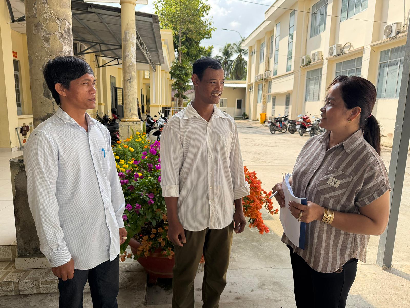 Hạt nhân ở vùng đồng bào dân tộc
