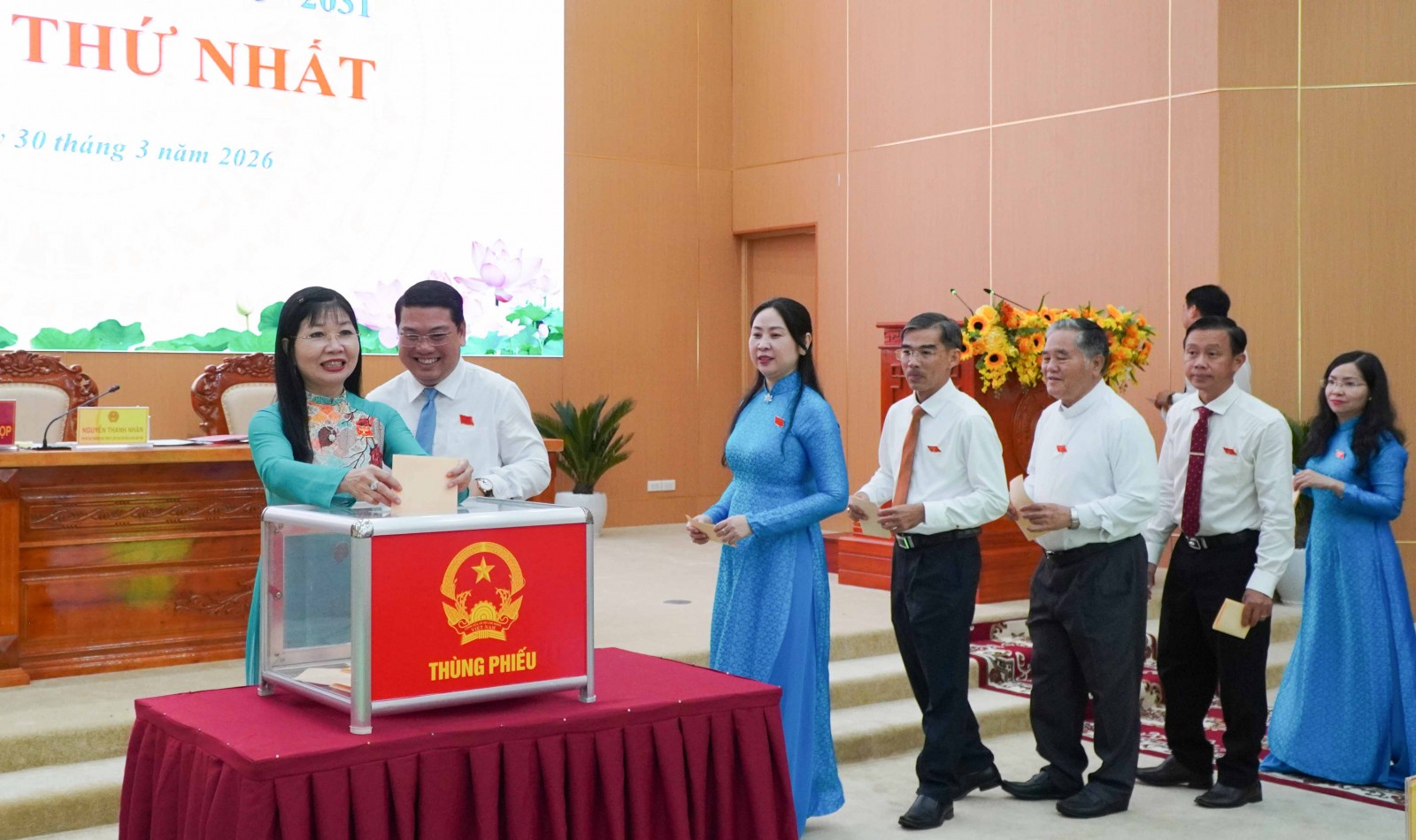 Đồng chí Nguyễn Thanh Nhàn tái đắc cử Chủ tịch HĐND tỉnh An Giang