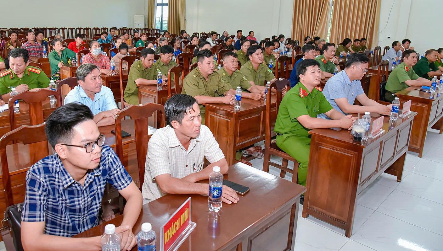 Tuyên truyền phòng, chống xuất nhập cảnh trái phép đến người dân biên giới Vĩnh Điều