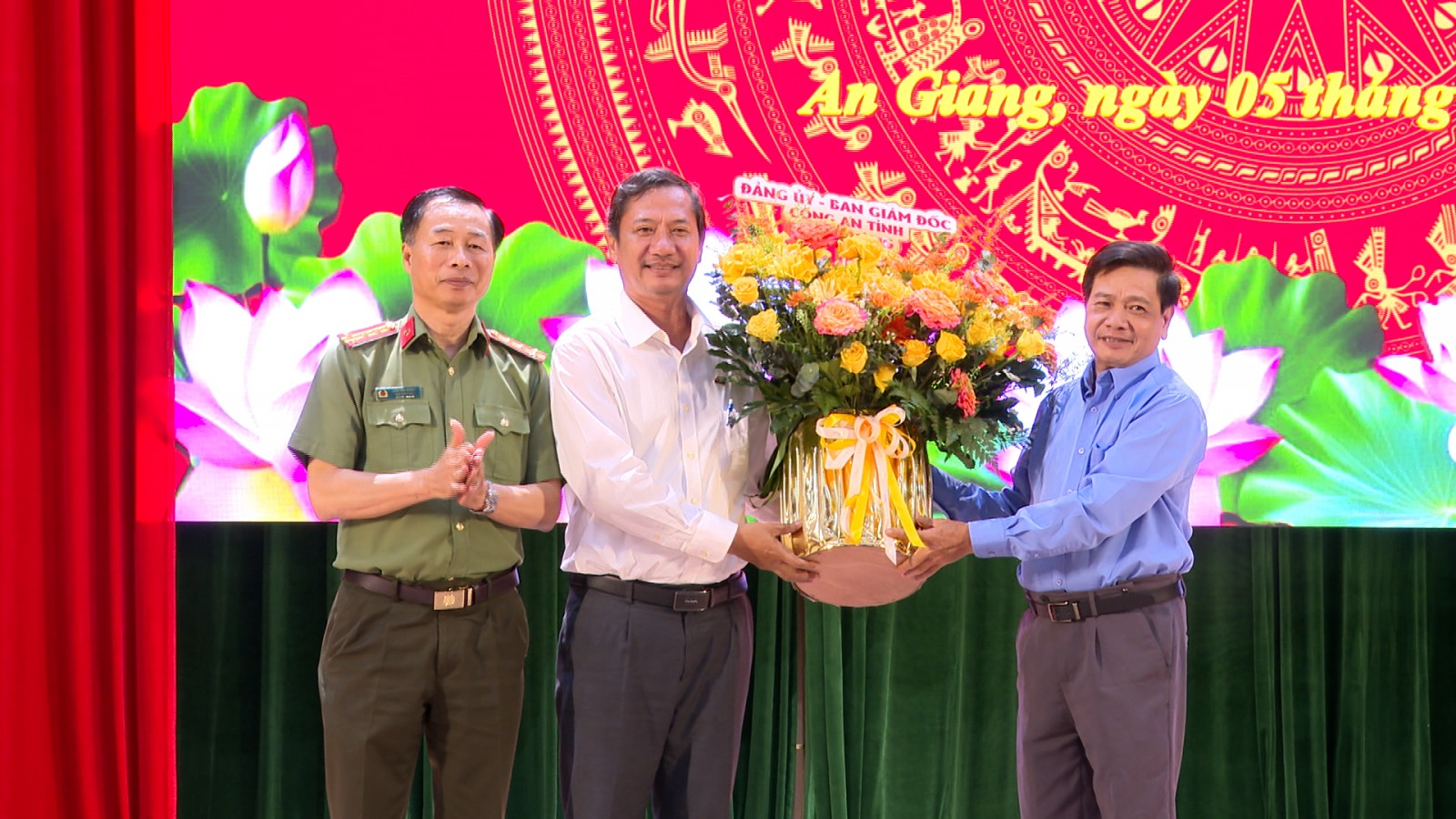 Công an tỉnh An Giang họp mặt báo chí dịp Tết Nguyên đán Bính Ngọ 2026