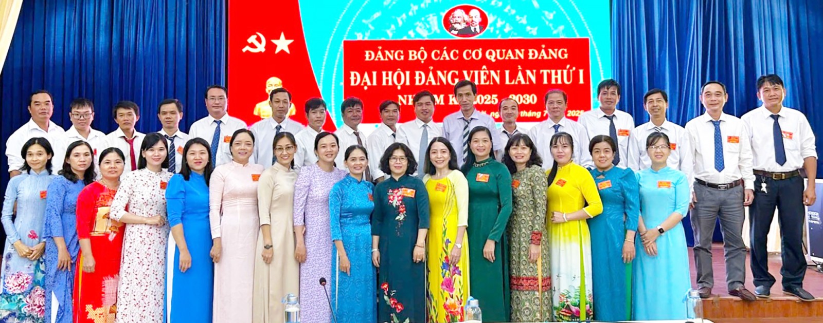 Đại hội Đảng bộ các Cơ quan Đảng xã Chợ Mới lần thứ I