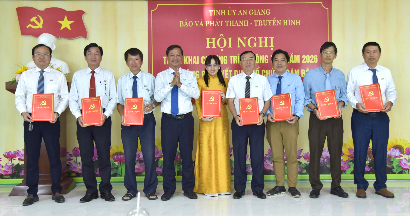 Khởi động AI, đổi mới kinh tế báo chí, nâng chất lượng thông tin