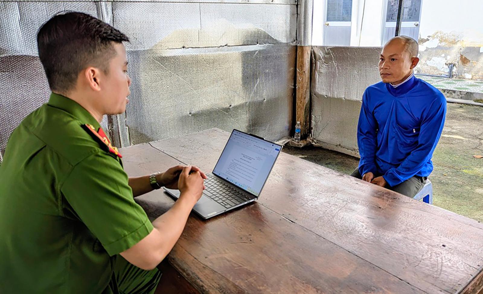 Khởi tố, bắt tạm giam đối tượng hiếp dâm bé gái 7 tuổi