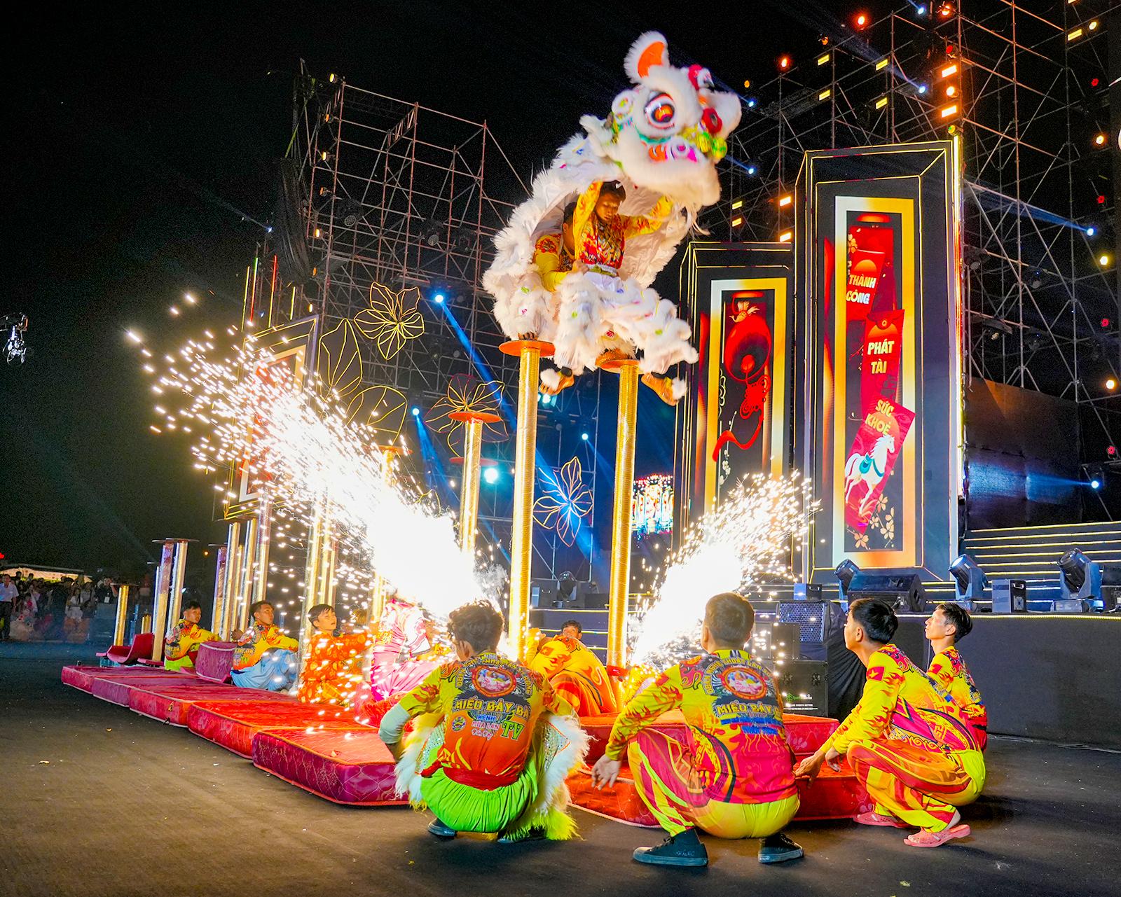 Chương trình nghệ thuật và bắn pháo hoa “Xuân An Giang 2026” chào năm mới Bính Ngọ