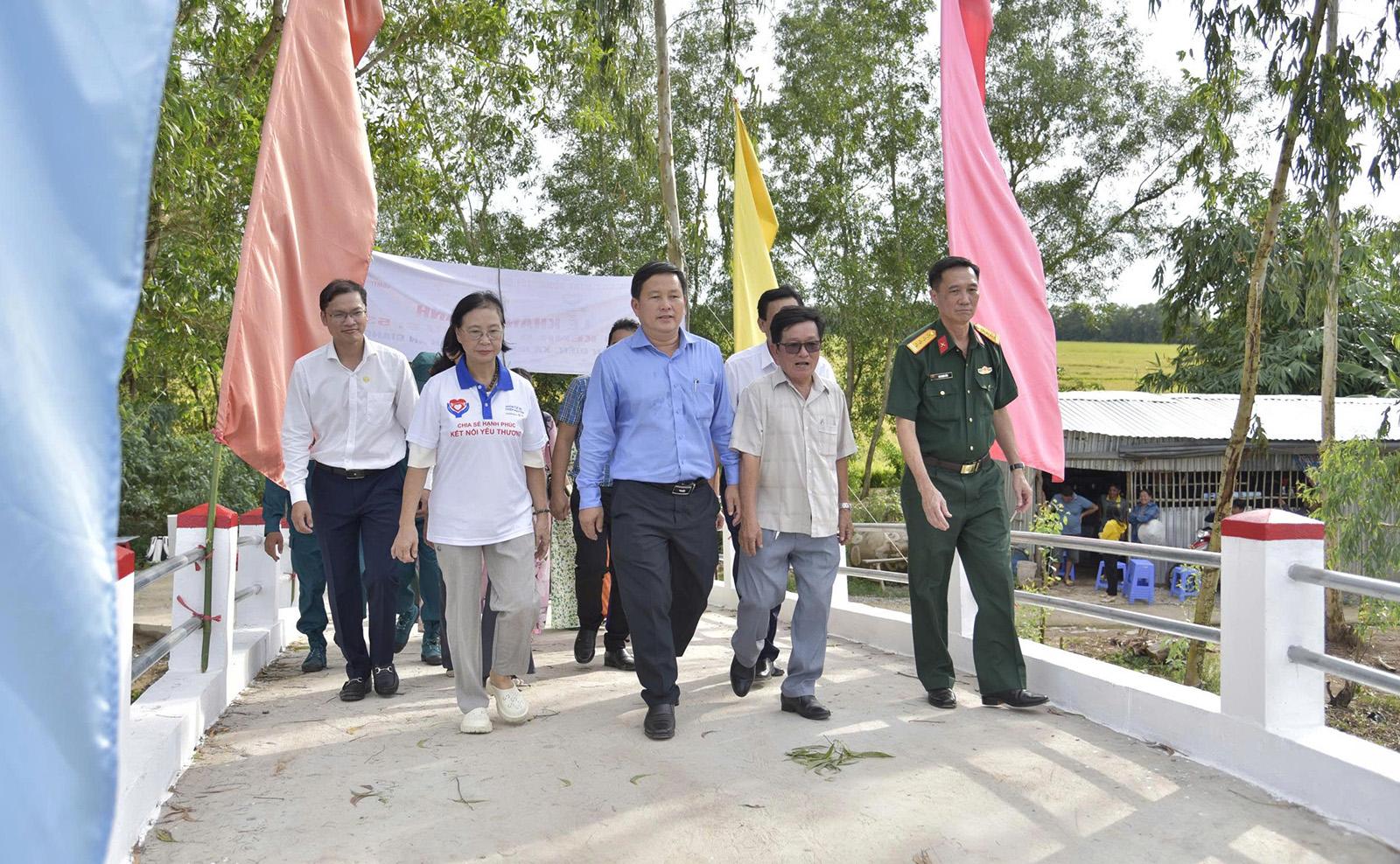 Xây dựng giai cấp nông dân chuyên nghiệp