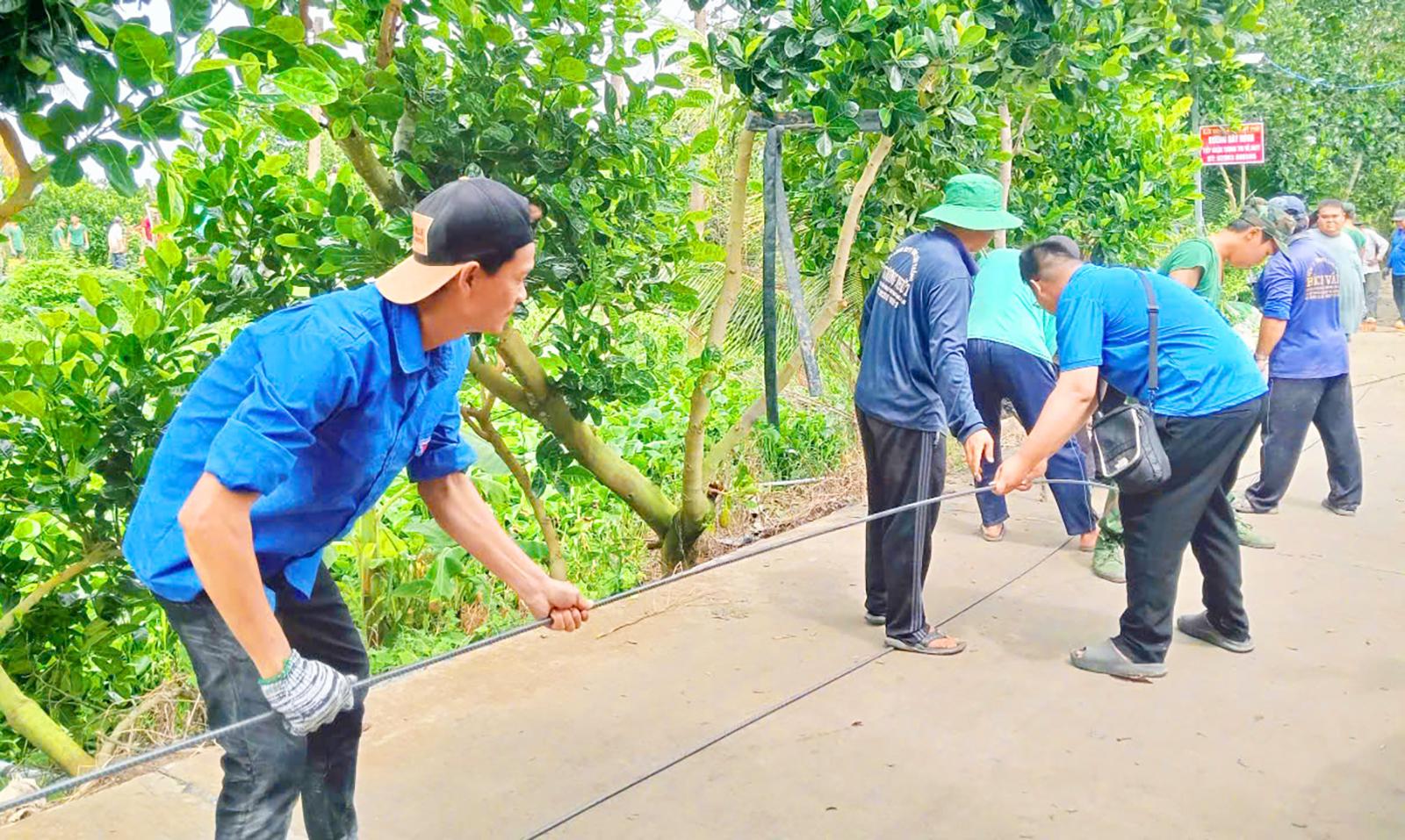 Học Bác là phải yêu thương đồng bào