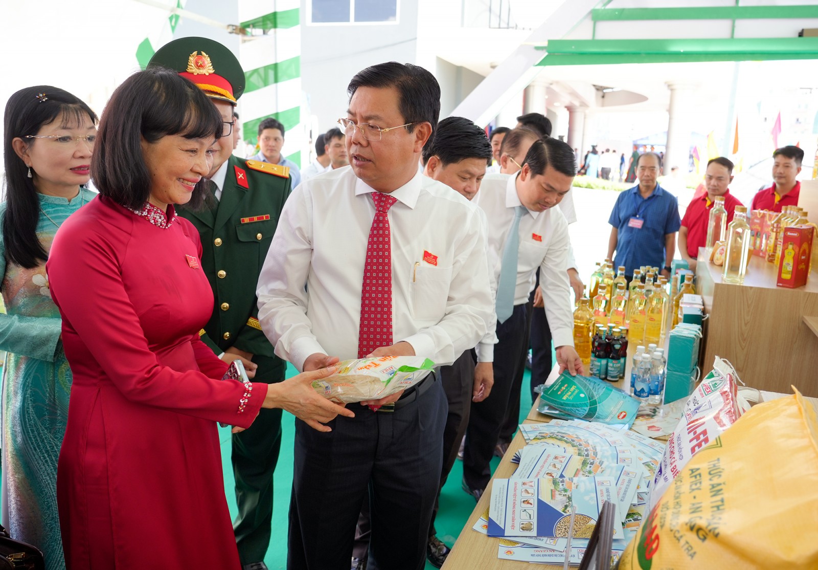 Khai mạc triển lãm thành tựu kinh tế - xã hội tỉnh An Giang