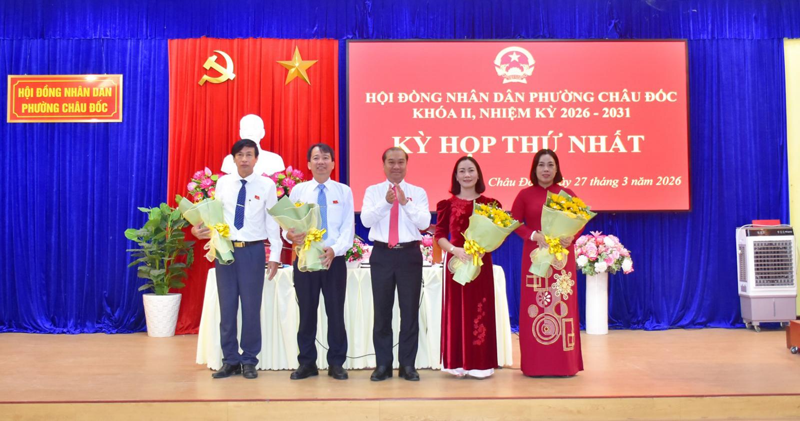 HĐND hai phường Châu Đốc, Vĩnh Tế bầu các chức danh chủ chốt