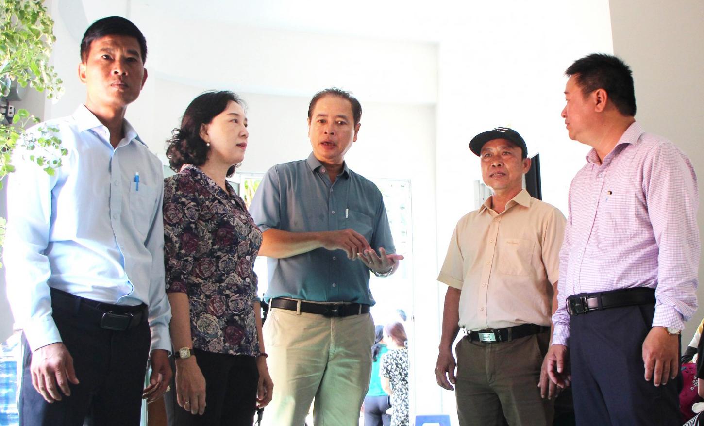 Phó Chủ tịch UBND tỉnh Nguyễn Thị Minh Thúy làm việc với Đảng ủy, UBND đặc khu Kiên Hải