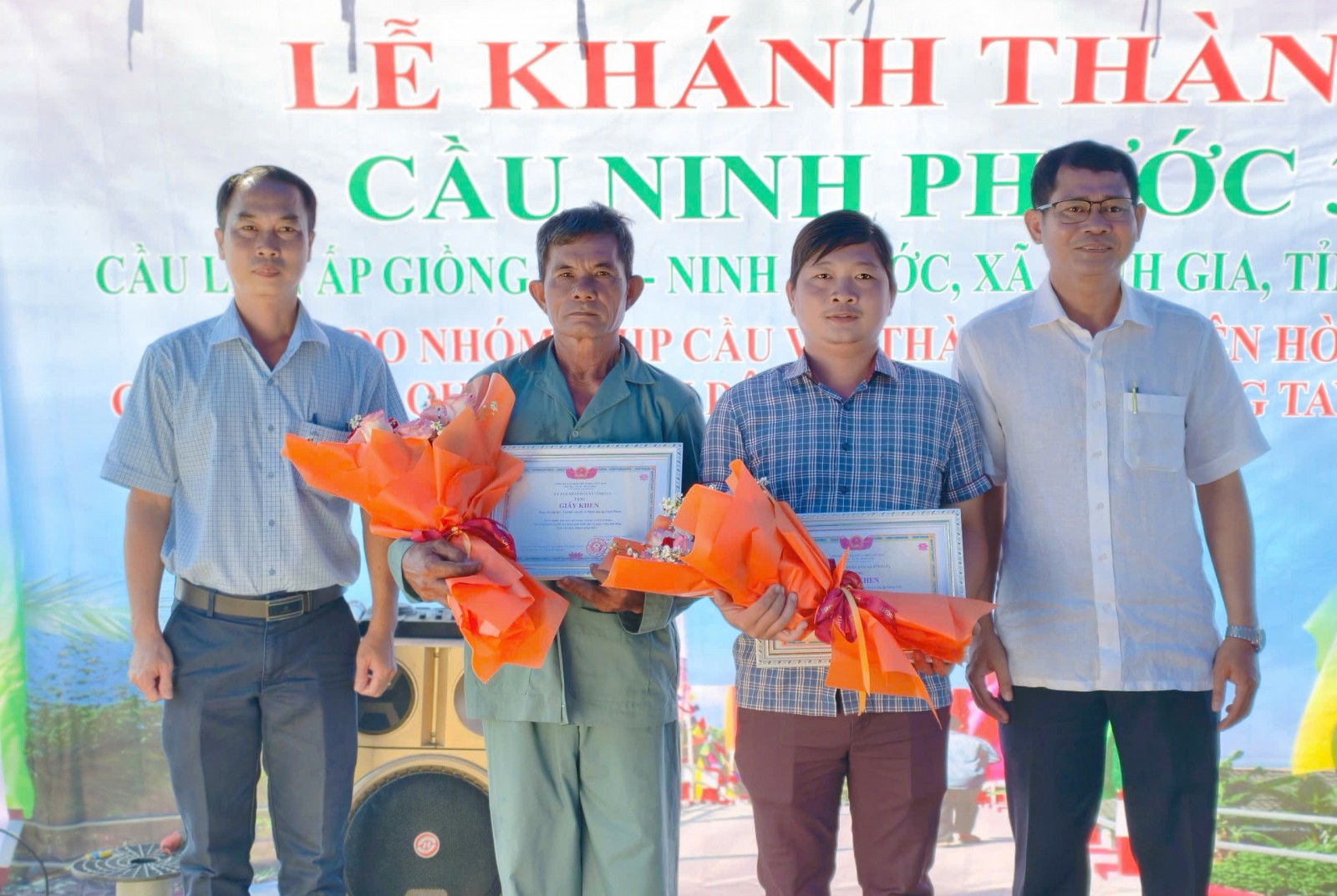 Xã Vĩnh Gia khánh thành 2 cây cầu giao thông nông thôn