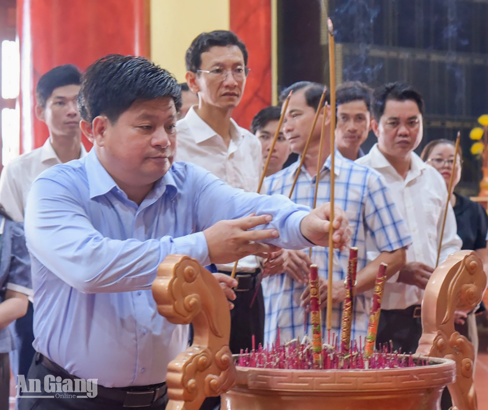 Ban Tuyên giáo và Dân vận Tỉnh ủy An Giang về nguồn, tri ân các thế hệ cán bộ tuyên huấn