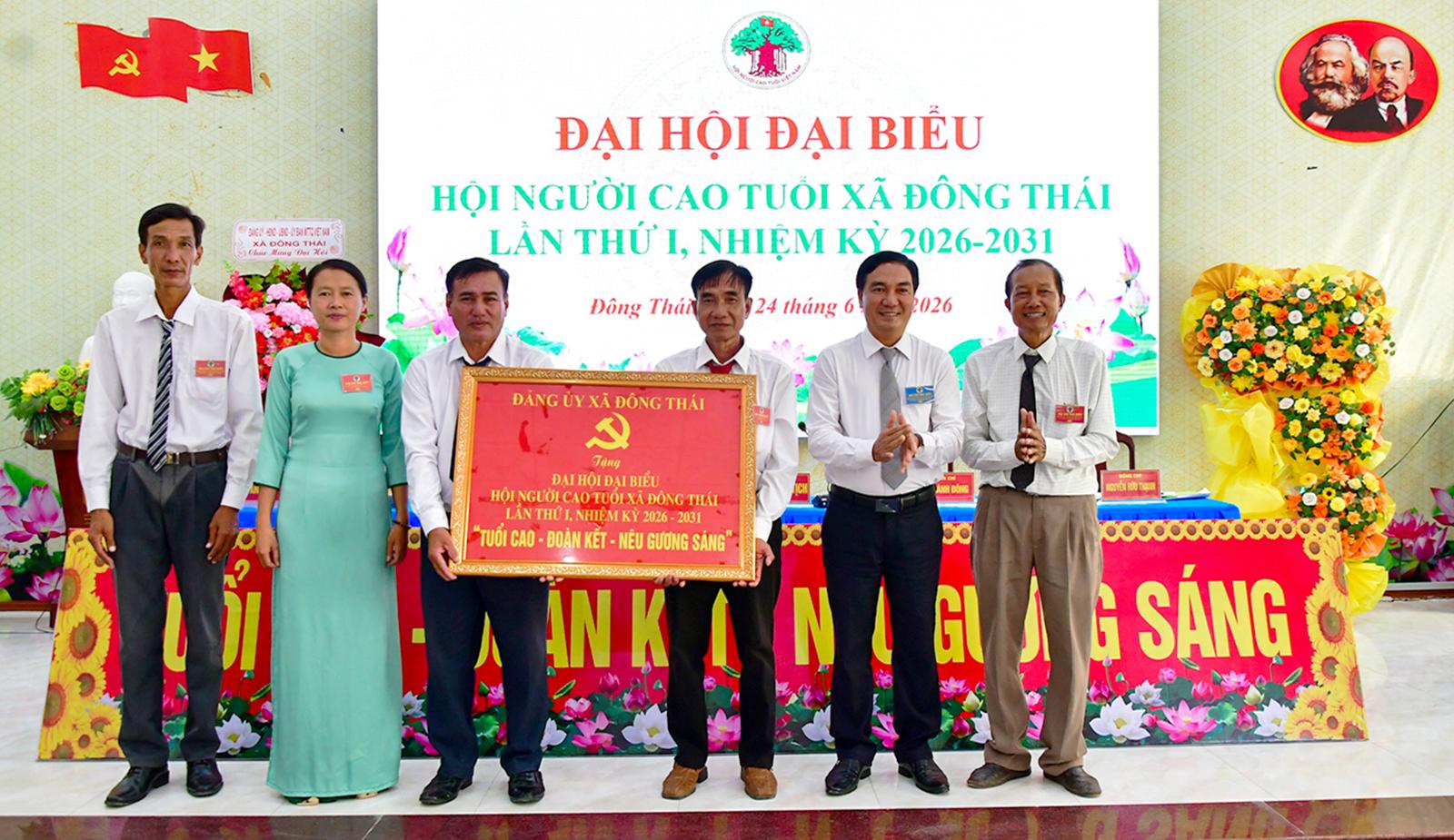 Ông Nguyễn Văn Cùm giữ chức chủ tịch Hội Người cao tuổi xã Đông Thái nhiệm kỳ 2026 - 2031