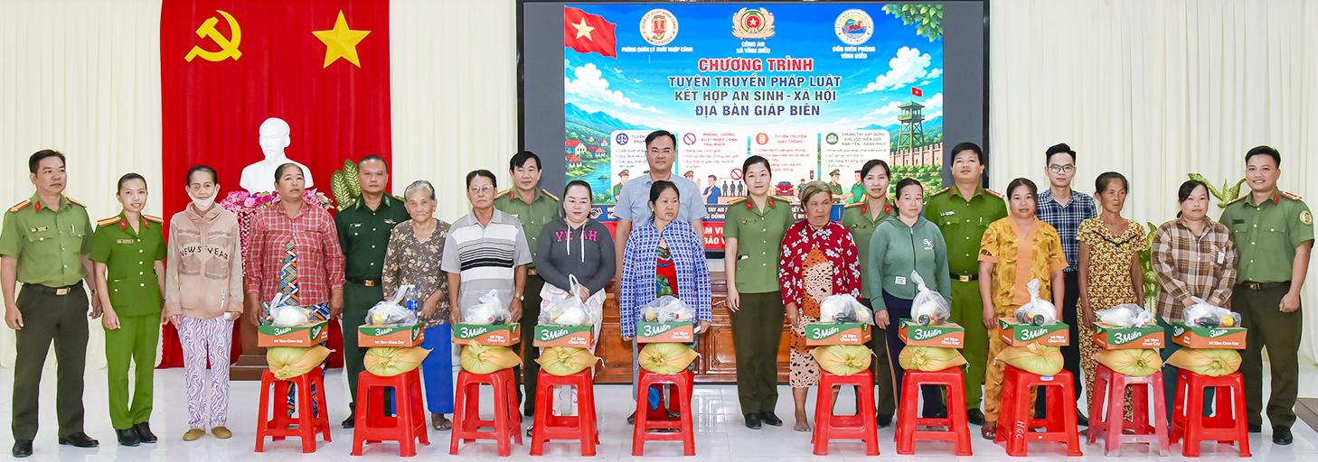 Tuyên truyền phòng, chống xuất nhập cảnh trái phép đến người dân biên giới Vĩnh Điều