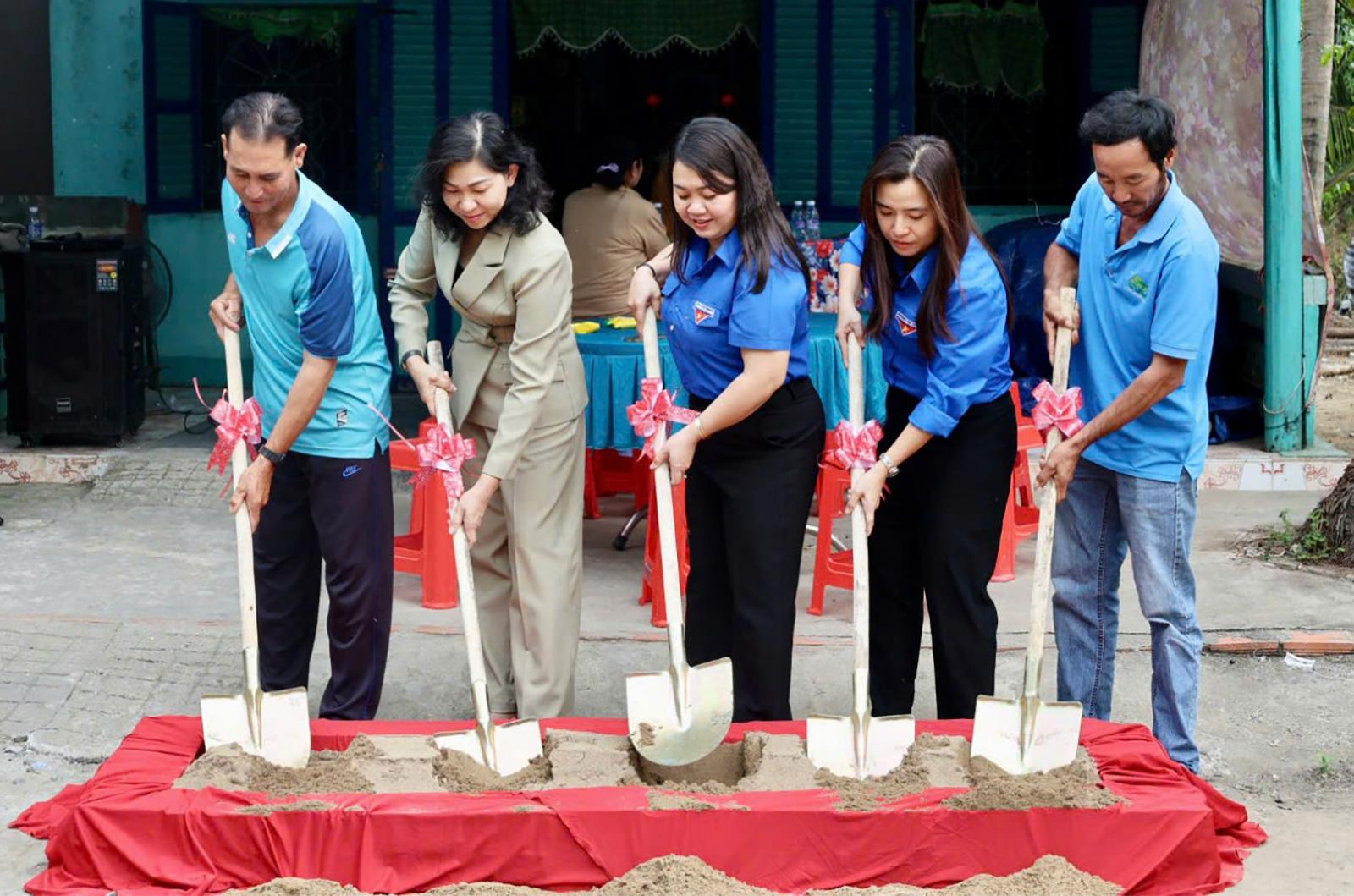 Tỉnh đoàn An Giang khởi công xây nhà Nhân ái cho đoàn viên