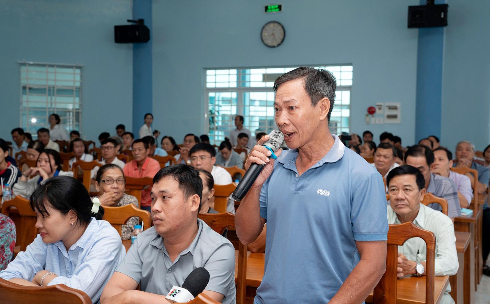 Phó Chủ tịch nước Võ Thị Ánh Xuân tiếp xúc cử tri xã Chợ Mới