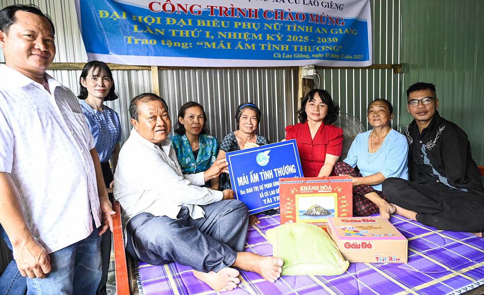 Thi đua gắn với chăm lo, hỗ trợ phụ nữ