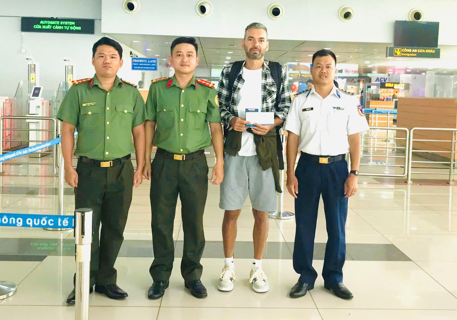 Đại sứ quán Ucraina tại Việt Nam gửi công hàm cảm ơn Công an tỉnh An Giang