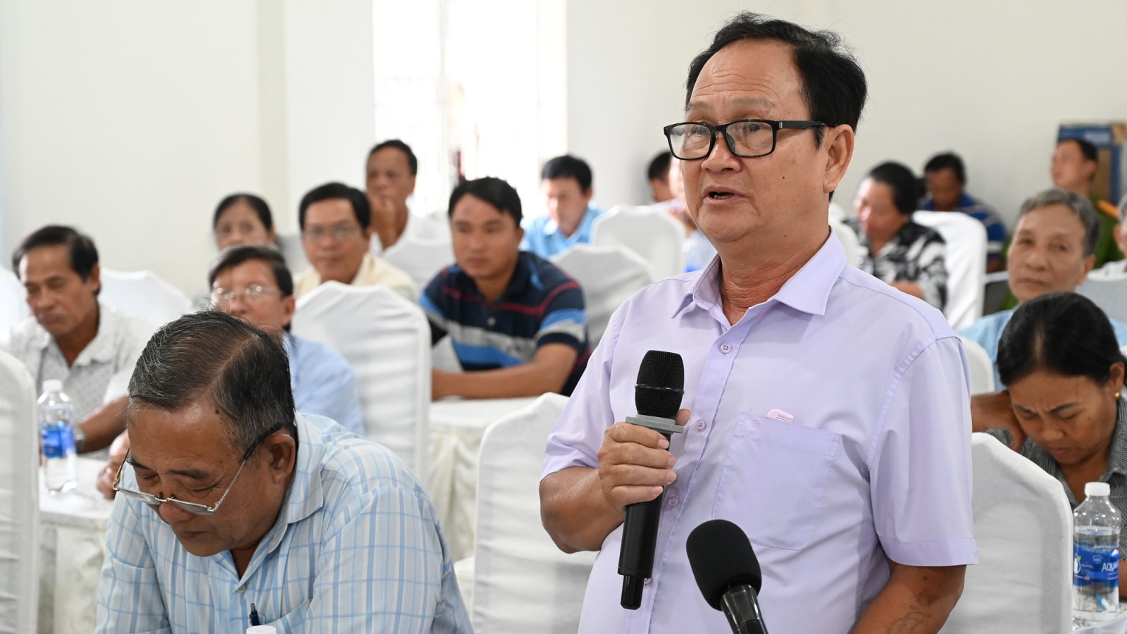 Đại biểu Quốc hội tiếp xúc cử tri trước Kỳ họp thứ 10