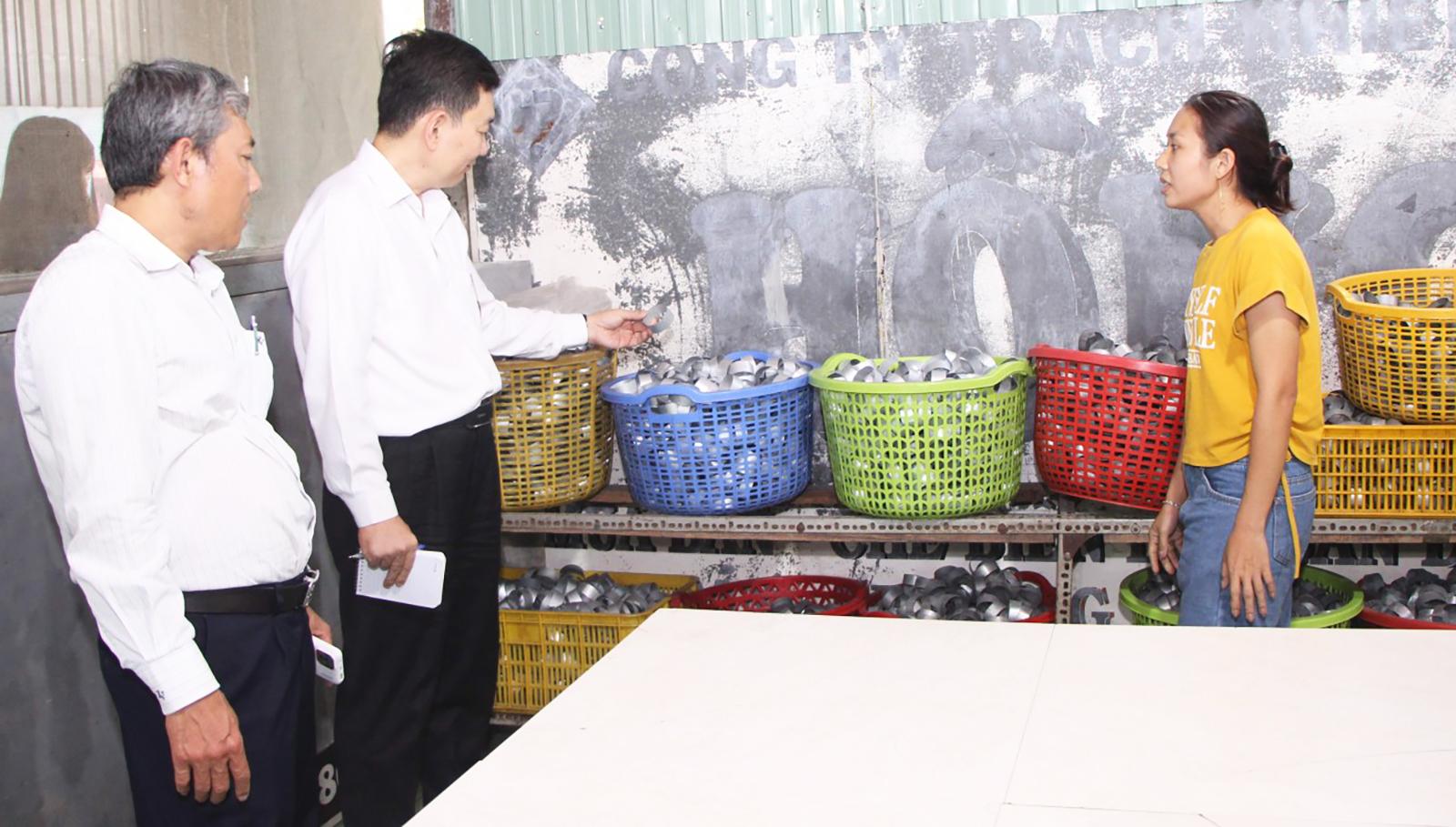 Kiểm tra an toàn thực phẩm trên địa bàn xã Núi Cấm