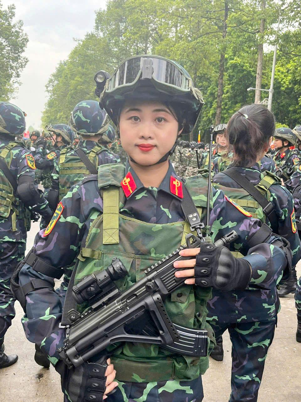 Nữ chiến sĩ ở An Giang hai lần tham gia diễu binh